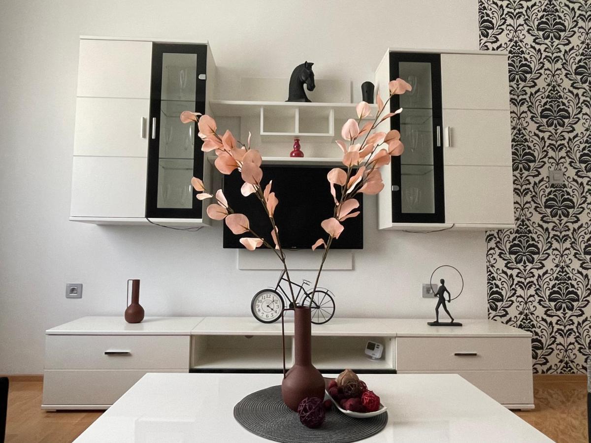 Apartman Tara Subotica Extérieur photo